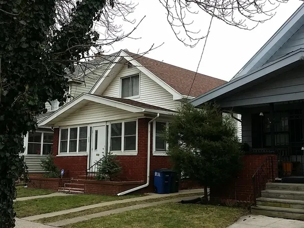 323 E Pearl St, Toledo, OH 43608