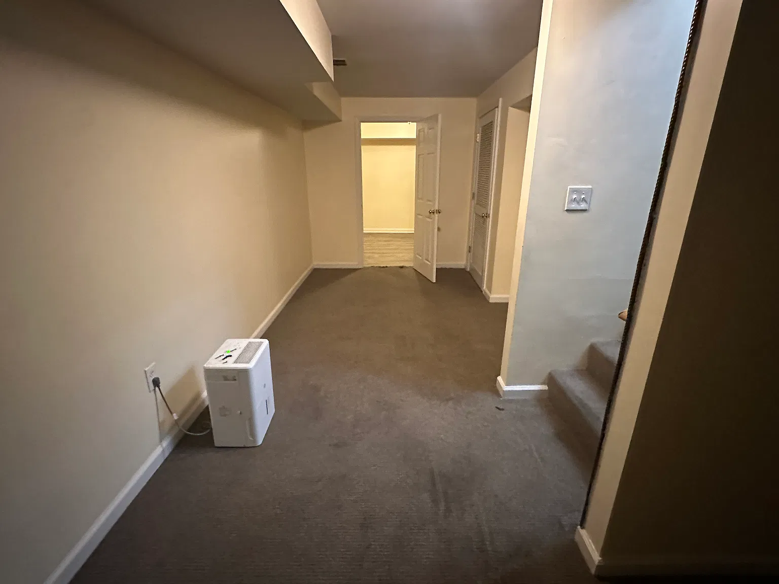 3 bed, 2.5 bath, 1890 sqft, $2,499 — Photo 3