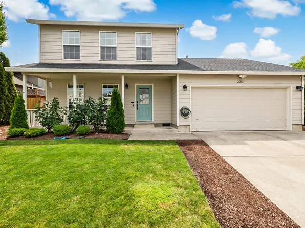 2257 N Irvine St, Cornelius, OR 97113