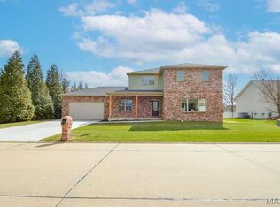 19 Adderly Ln, Millstadt, IL