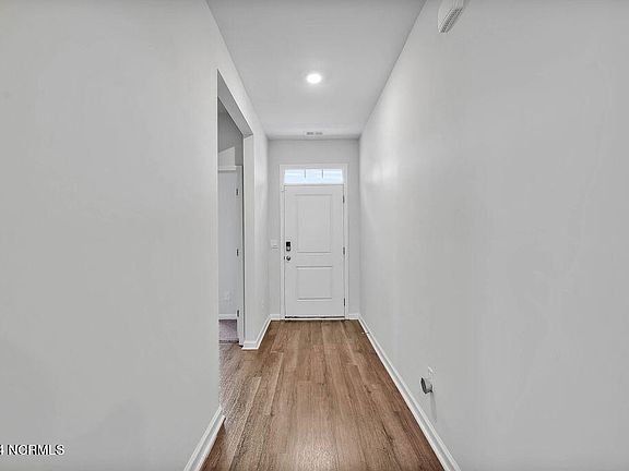 4th image of 1313 Clendon Circle