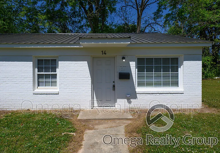 14 E Clay St — Photo 4