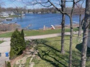 5775 E Grand River Ave, Howell, MI 48843