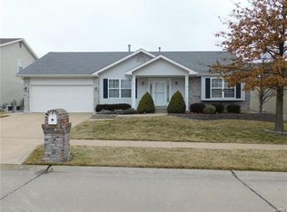 53 Tulip Bend Dr, Wentzville, MO