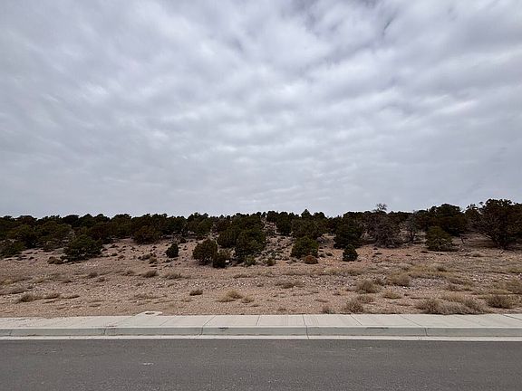 2nd image of 2830 W Mountain Rd