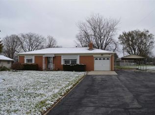 8921 Bluffton Rd, Fort Wayne, IN 46809