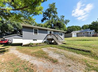 1115 Rittenhouse St, Des Moines, IA 50315