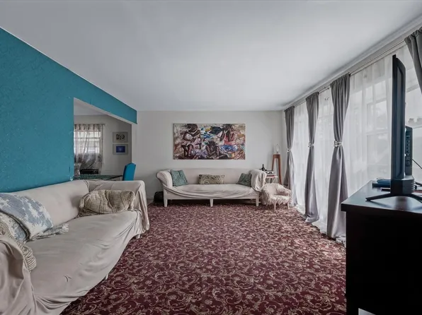 243-17 72nd Avenue image 3 of 29