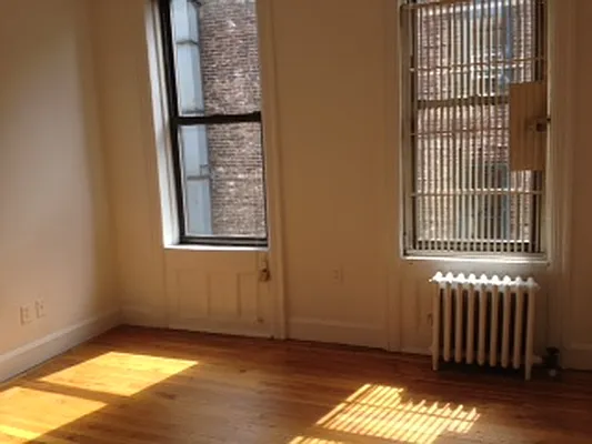 Rented by Cast Iron Real Estate | media 26