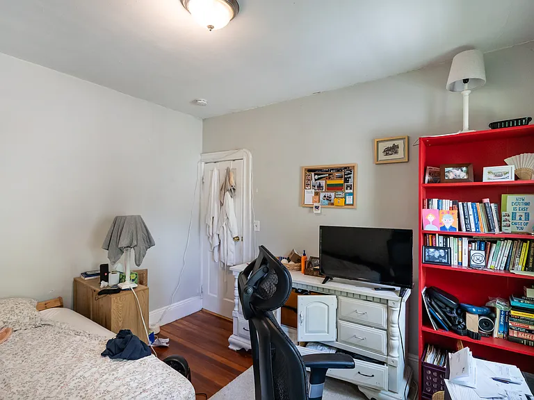 27 Paulina St #1 — Photo 20