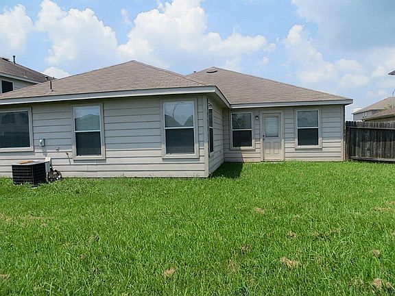 2nd image of 4611 Lunsford Hollow Ln