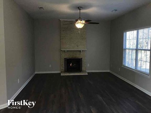 3rd image of 11311 Laurel View Dr