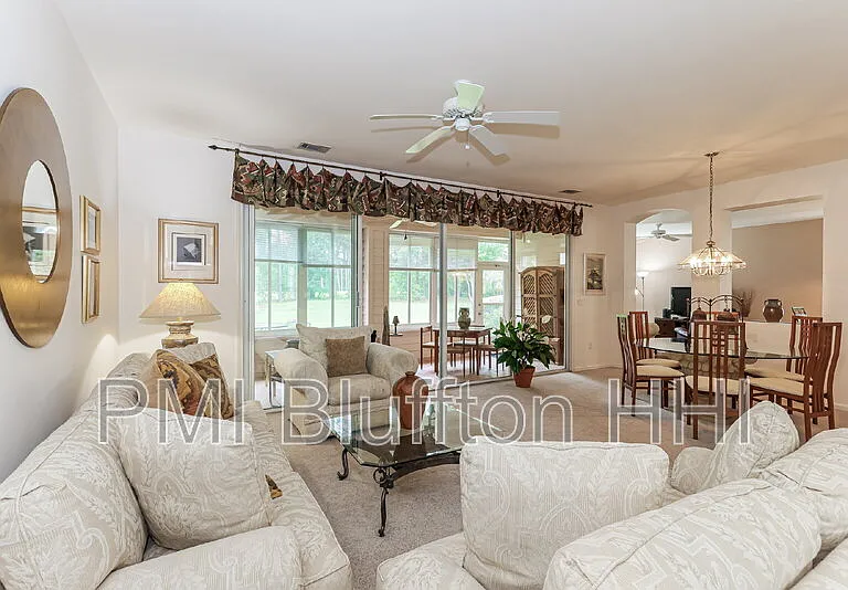 10 Raymond Rd — Photo 4