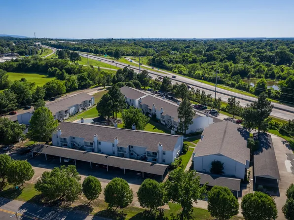 Southpoint Apartments