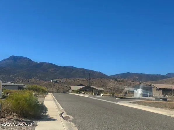 621 SKYLINE Boulevard #48, Clarkdale, AZ 86324