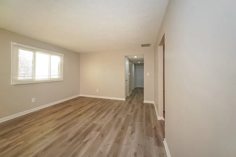 3 bed, 2.5 bath, 1316 sqft, $1,805 — Photo 4