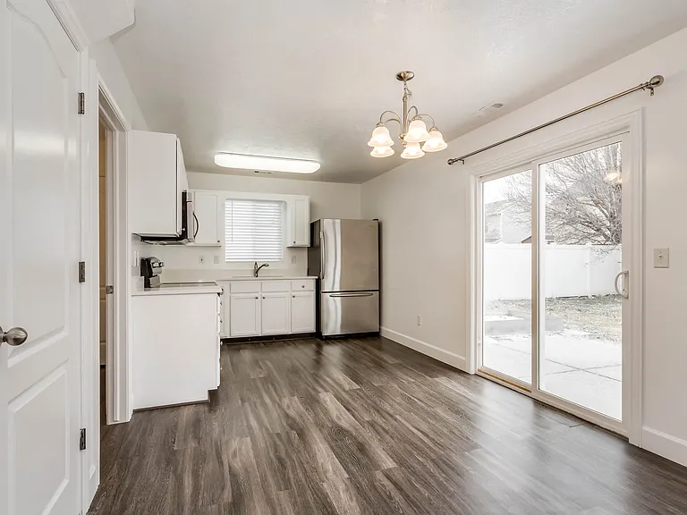 33 N Cameron St — Photo 17