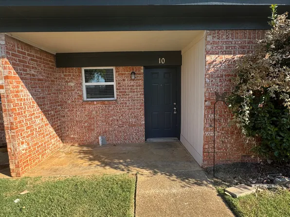 Chaparral Townhomes, 405 McMillain St #10, Joshua, TX 76058