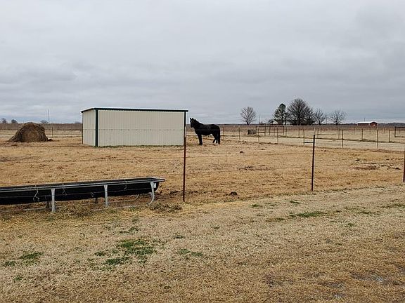 2nd image of 13644 N County Road 3200