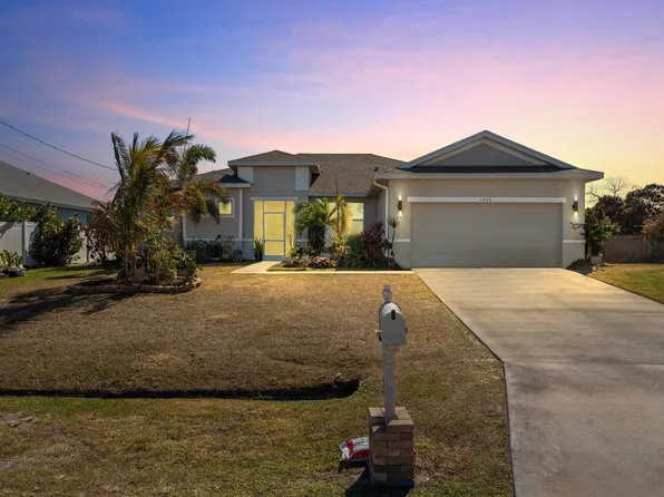 1568 SW Abacus Avenue, Port St Lucie, FL 34953