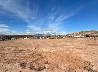 1031 E Rusted Creek Cir, Washington, UT 84780