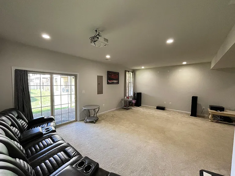 43184 Ashville Heights Sq — Photo 8