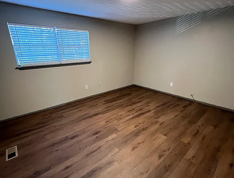 524 Elder St #524 — Photo 12