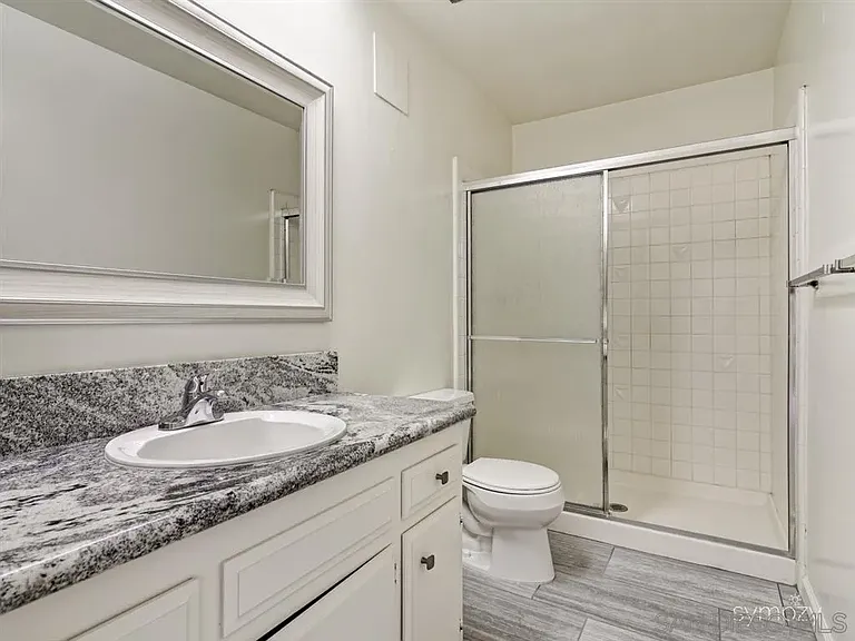 962 Loring St #2B — Photo 10