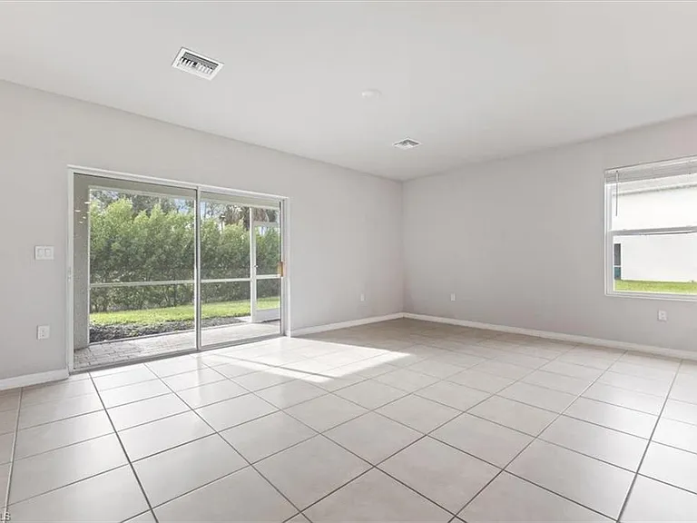 15245 Wildflower Cir — Photo 13