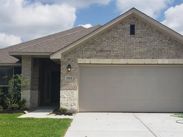5315 New Iberia Ln, Dickinson, TX 77539