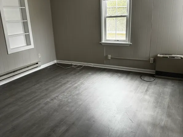 201 Creamery Ln #B, Centreville, MD 21617