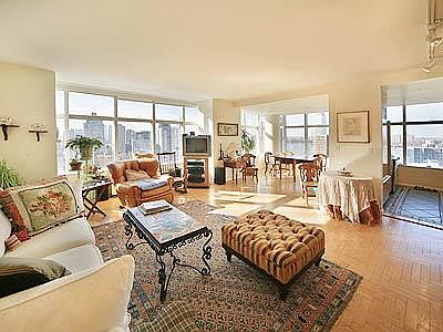 2nd image of 160 W 66th St APT 23J