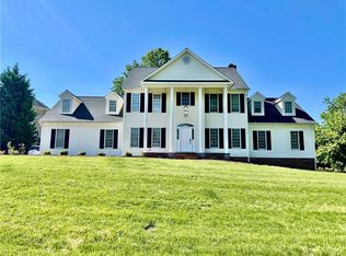 3025 Weston Ct, Burlington, NC 27215