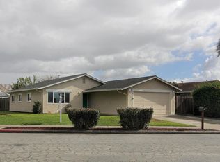 81 Miller Rd, Hollister, CA 95023