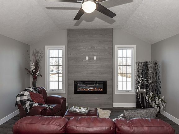 2nd image of 216 Eagle Dr