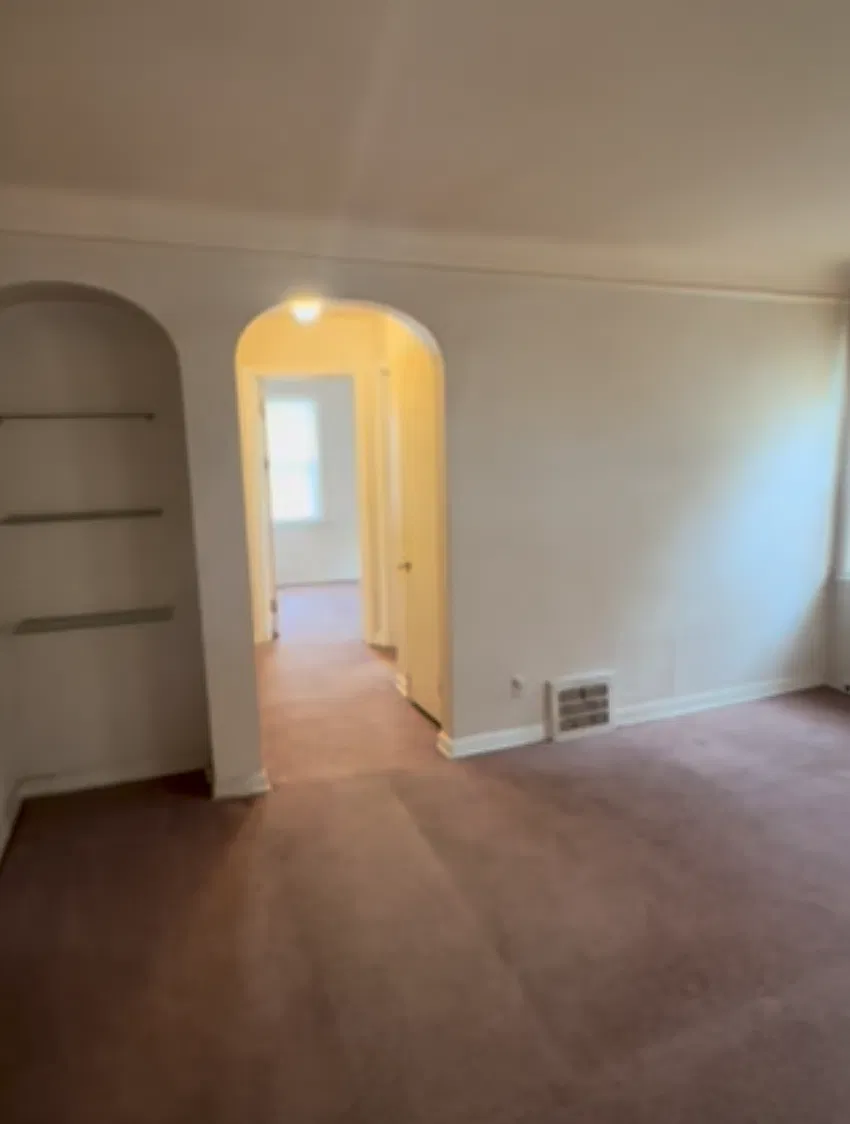 3 bed, 900 sqft, $1,450 — Photo 3