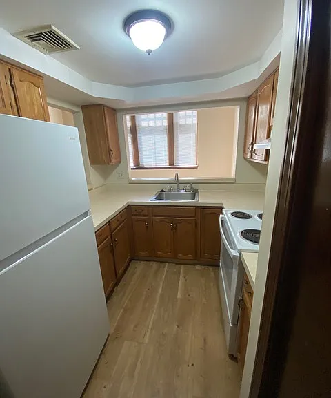 362 S Main St #104 — Photo 2
