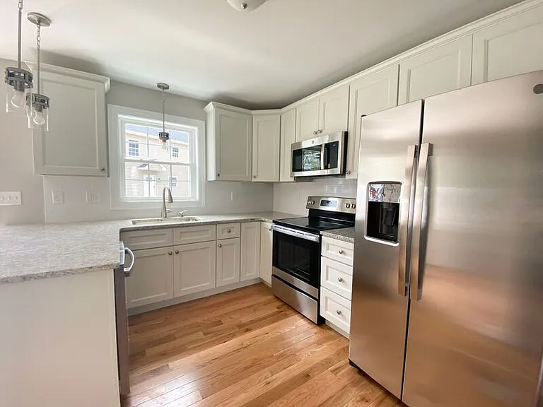 114 McKinstry Ave #K — Photo 2