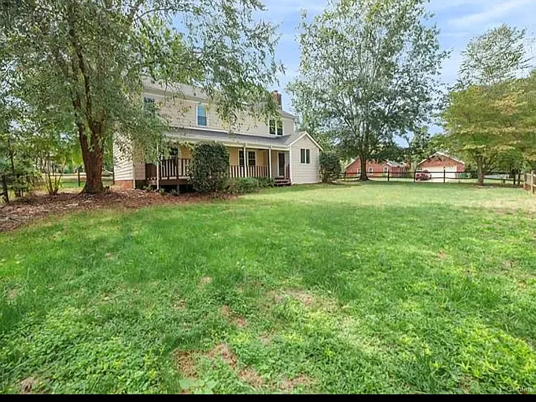2722 Briar Ridge Dr — Photo 7