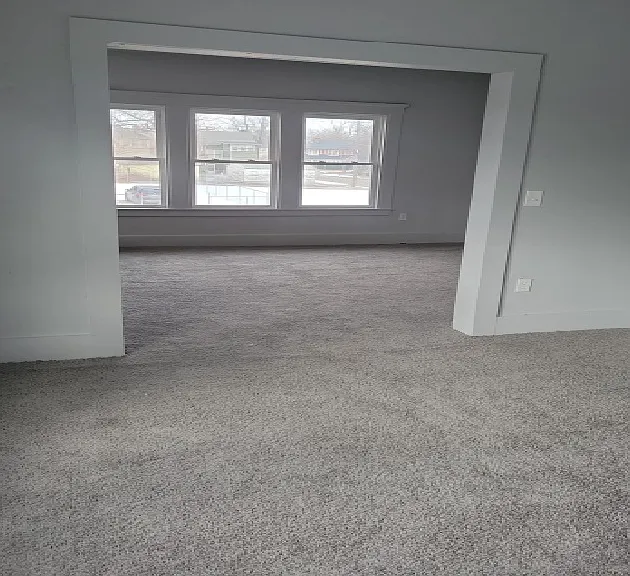 343 Elmhurst St — Photo 10