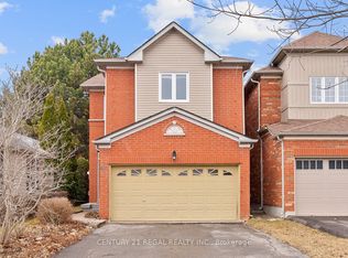 42 Ballymore Dr, Aurora, ON L4G 7E6