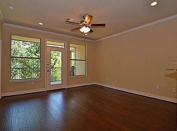 4th image of 500 Waters Edge Dr APT 115
