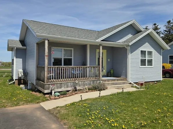 253 Carleton St, Borden Carleton, PE C0B 1X0