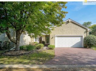 2 W 127th St, Kansas City, MO 64145