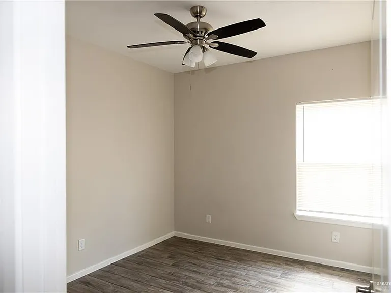 5808 Sandpiper Ave — Photo 10