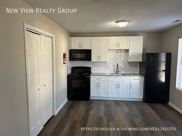 233 Hoskins Mill Ln #G — Photo 15