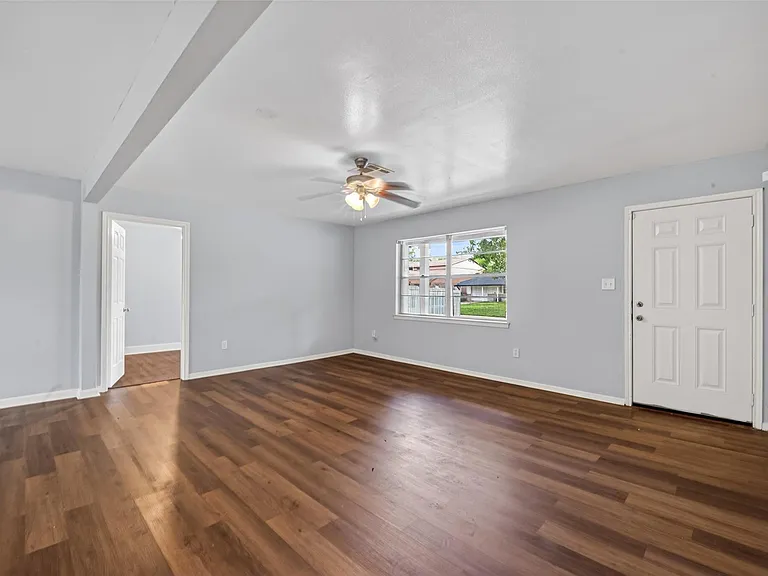 4118 Sunflower St — Photo 29