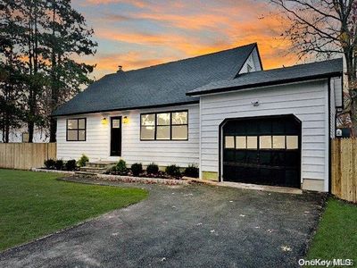 48 Arrowhead Drive, Shirley, NY, 11967