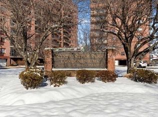 3920 Mystic Valley Pkwy APT 522, Medford, MA 02155