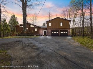 8057 E Garfield Rd, Hesperia, MI 49421